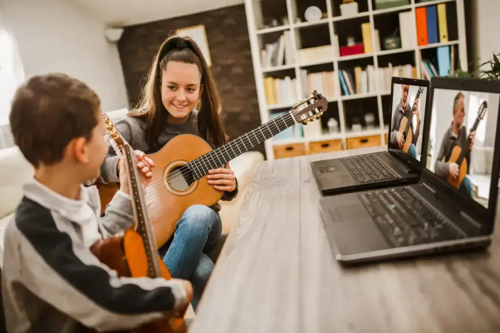 Online Guitar Lessons